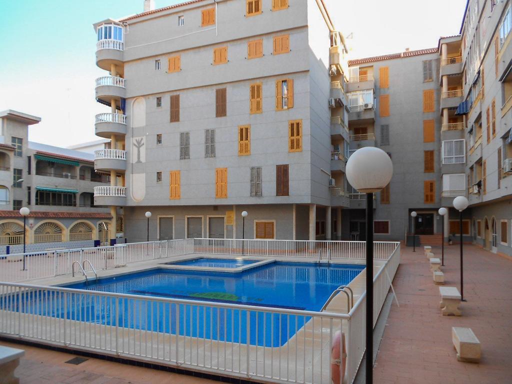 Apartment Asequin Beach Torrevieja Room photo